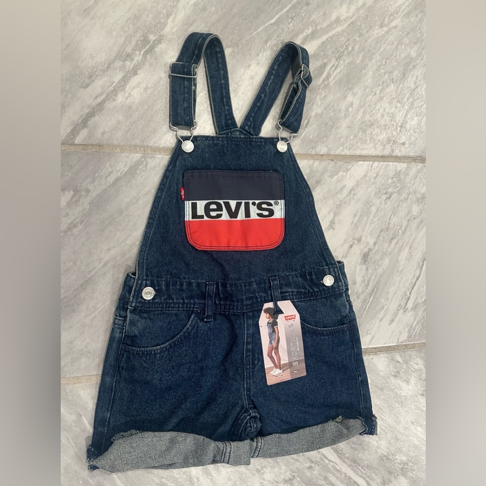 NWT Levi’s Girls Shortalls Denim Relaxed Fit Size 7 Reg Originally $48